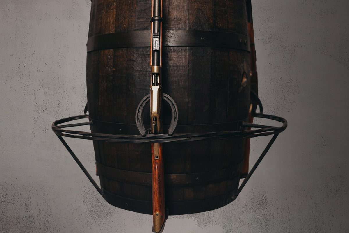 Outlaw Pub Table w/ 4 Rifles